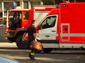 Einsatz BF Koeln Hoehenretter Koeln Stammheim Georg Beyerstr P124